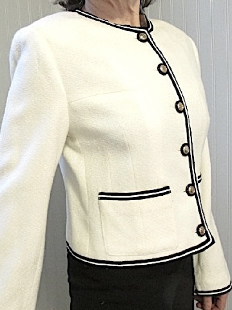 Giancarlo Ferrari Ivory Boucle Chanel-Style Jacket, Size 8